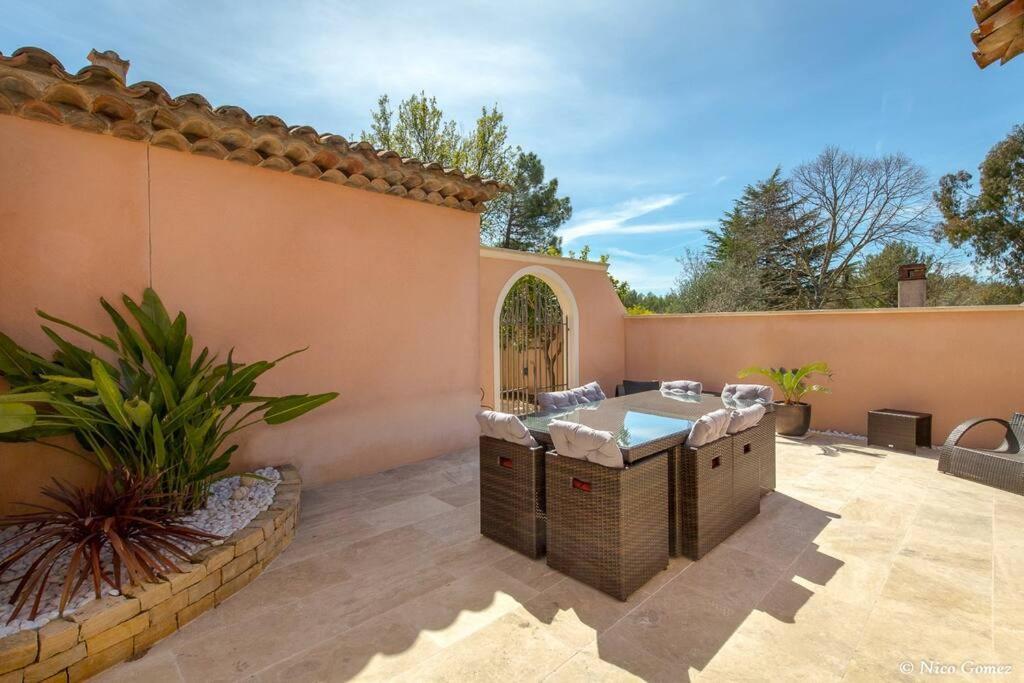 Roquebrune-Sur-Argens, Villa 2 Pieces, 4 Personnes Exterior photo